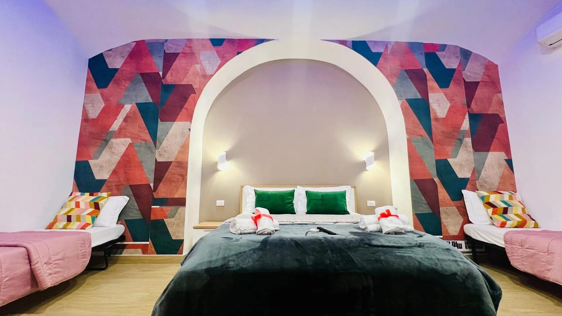 Luminosa House Roma Central Station 0*, Rom Italien
