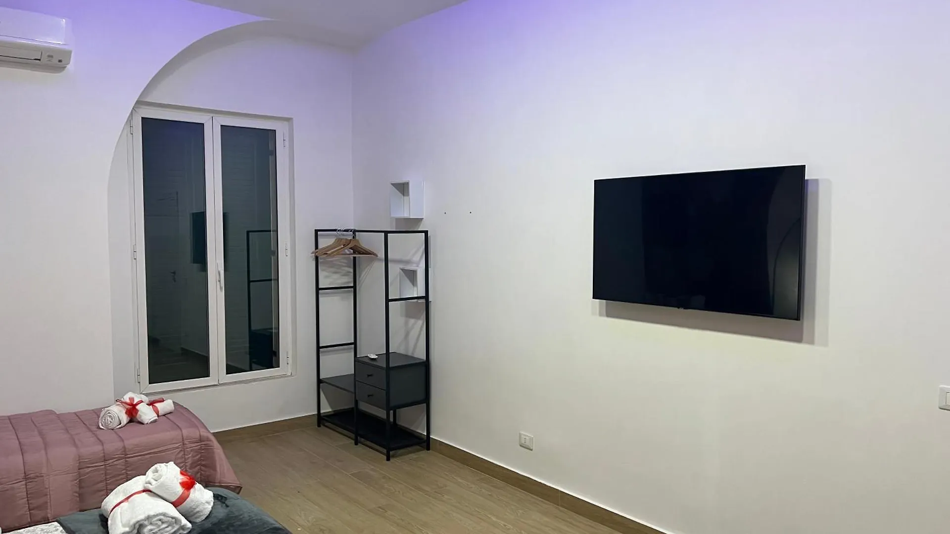 Apartment Luminosa House Roma Central Station